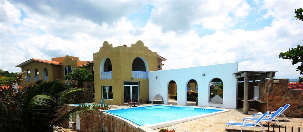 Villas & Resort Luz De Luna Santa Cruz Huatulco Exterior foto